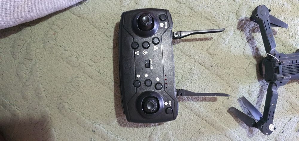 Vînd drona folosits foarte putin