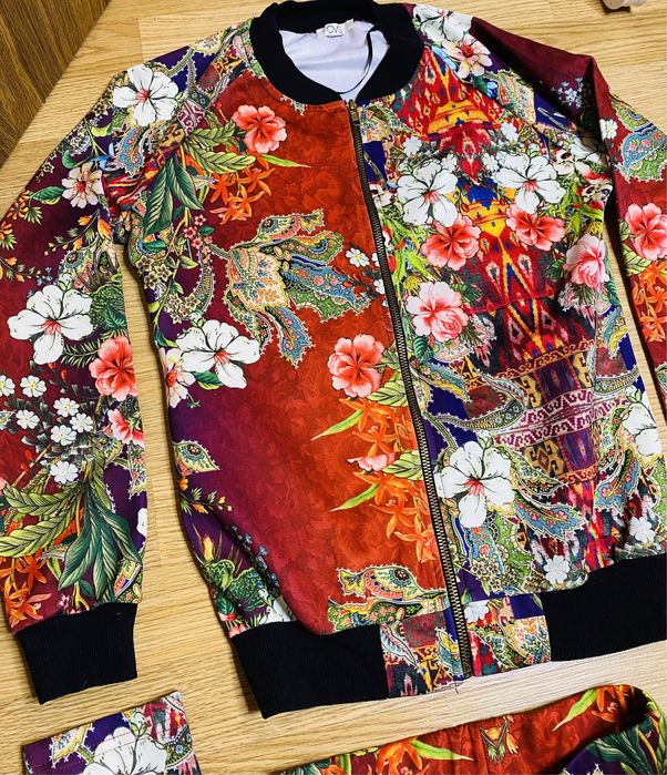 Compleu damă mărimea s