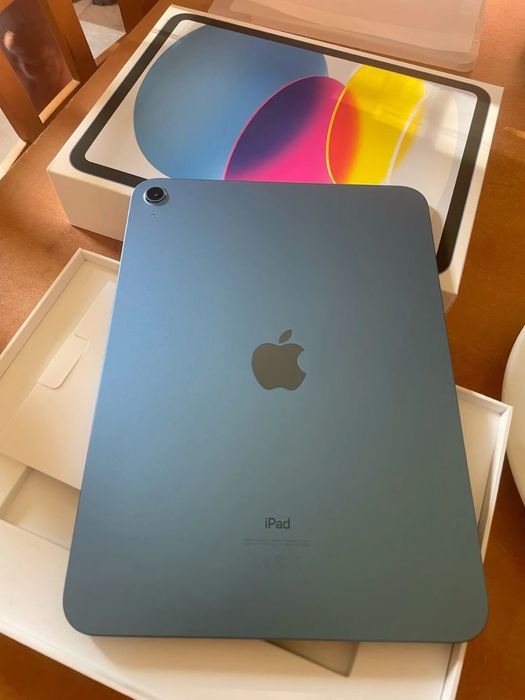 IPad 10th gen 64gb blue