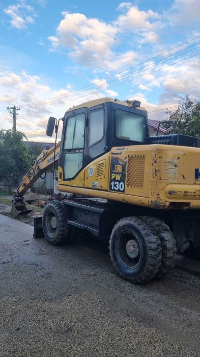 Excavator pneuri Komatsu PW 130