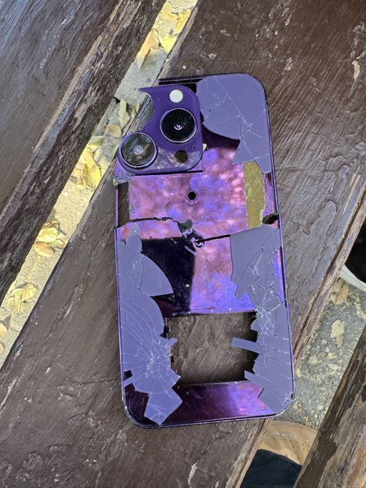 Продам 14 про на 1тб