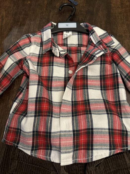 Costum H&M pentru baieti aproape nou