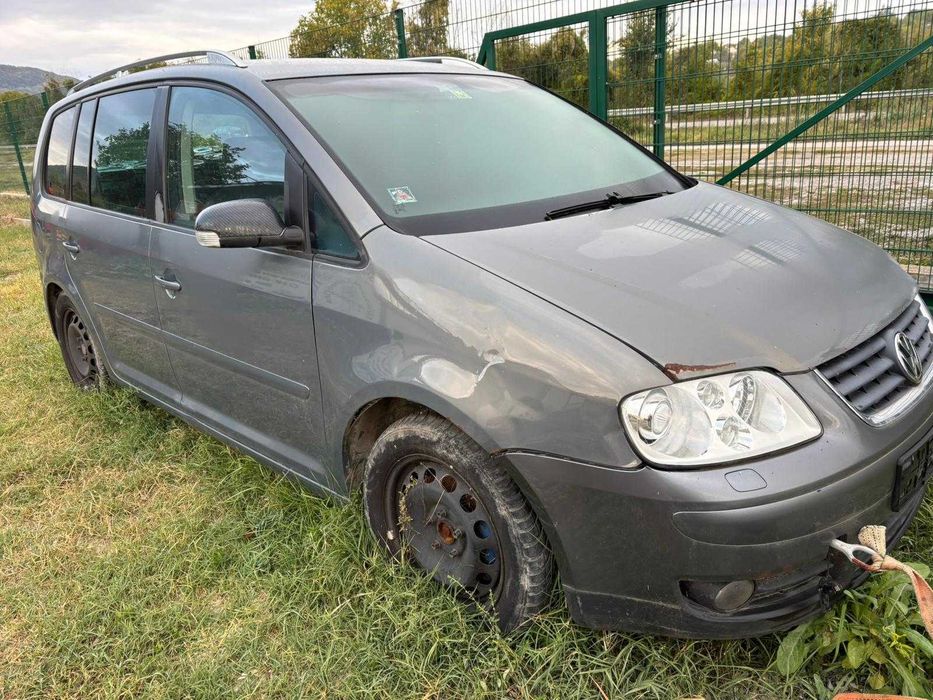 VW Touran На части Volkswagen Туран Turan Тоуран на части