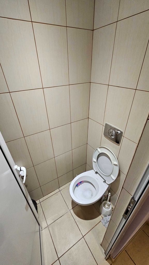 Продава се Двустаен апартамент в Разград, Лудогорие - 67 кв.м за 1294 €/кв.м - Снимка #4
