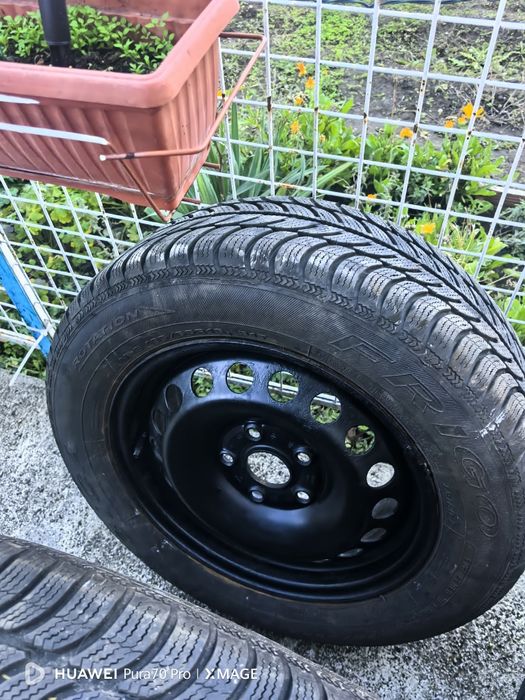 Зимни гуми с джанти 15