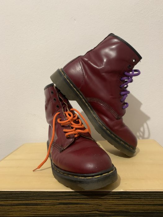Vând ghete Dr.Martens