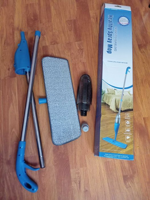 Mop cu spray cu buton pe maner