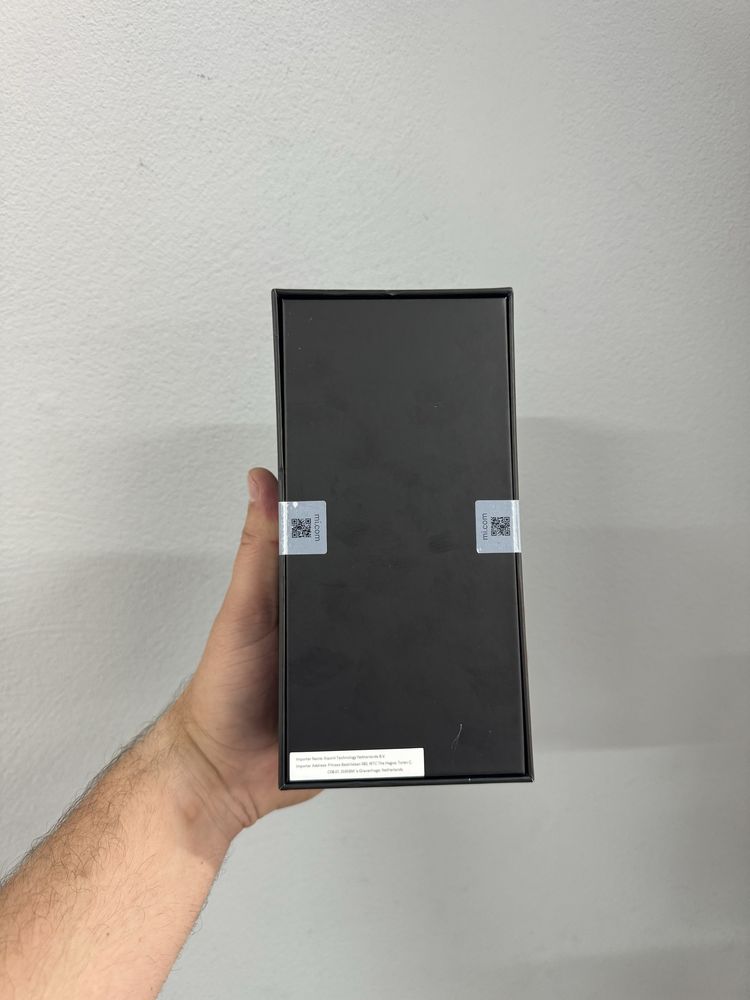 Xiaomi 14 Ultra sigilat 512 gb - 16 gb rami