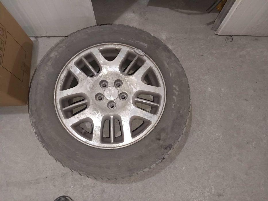 Зимни Гуми с джанти от субаро аутбек 2005г.