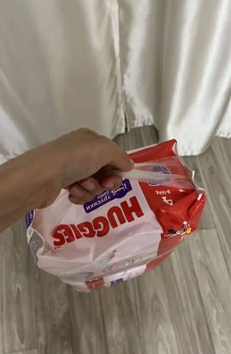 Трусики Huggies 4