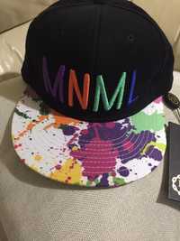 MNLM - унисекс шапка с козирка