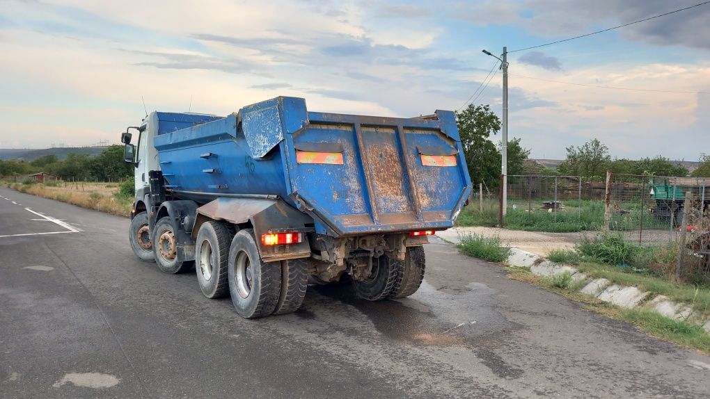 Renault Kerax 8x4 2006