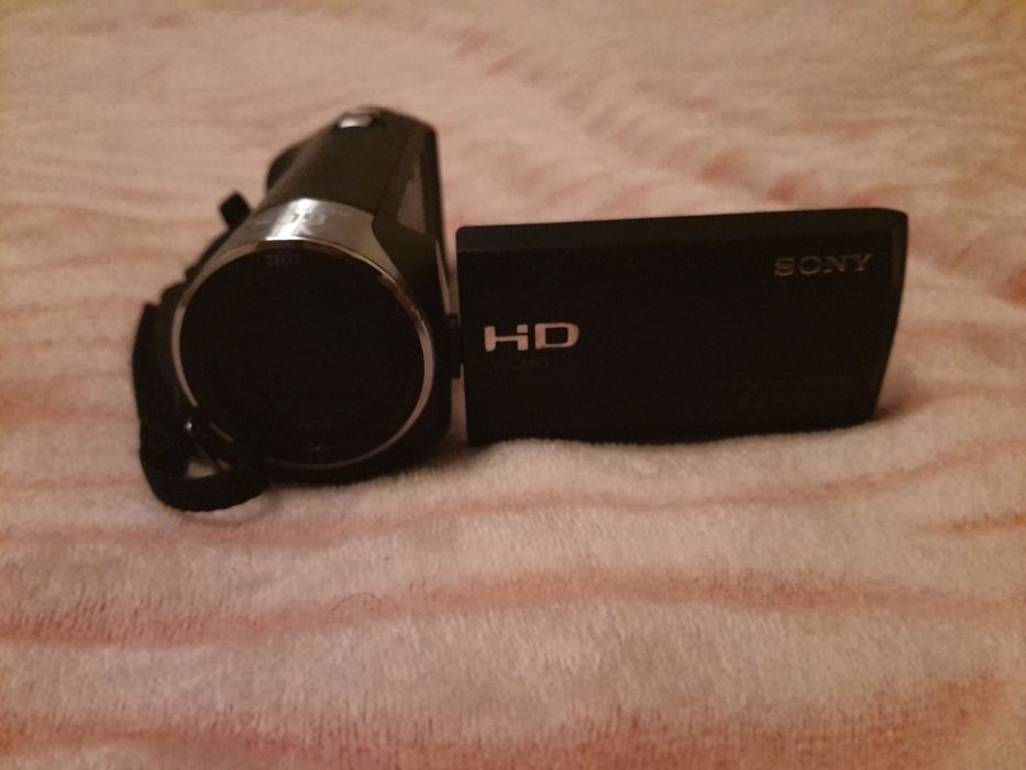 Sony camera recorder HDR-CX405.