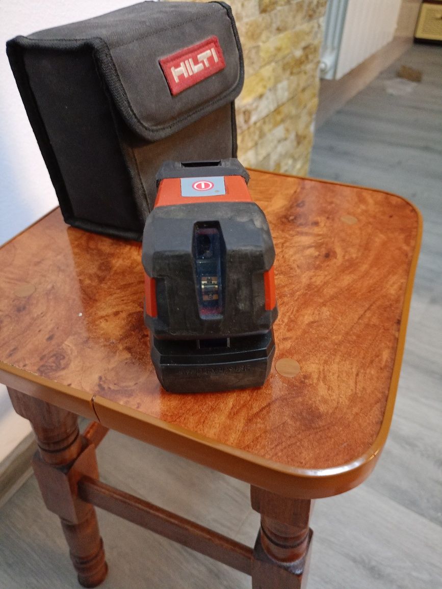 Laser hilti PM 2L