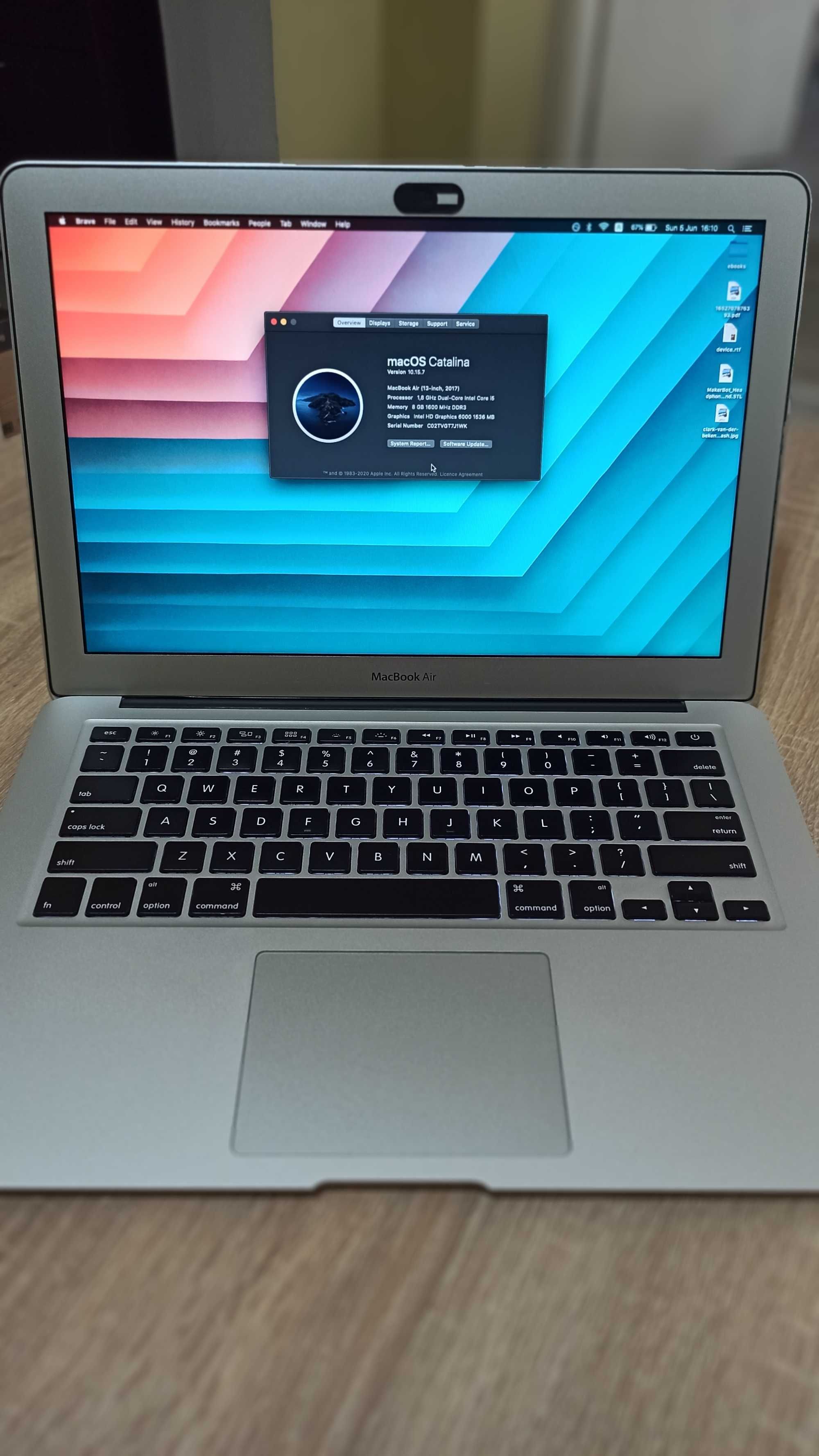 Apple MacBook Air - 13-inch/2017/Intel i5/8gb ram/128gb ssd/a1466