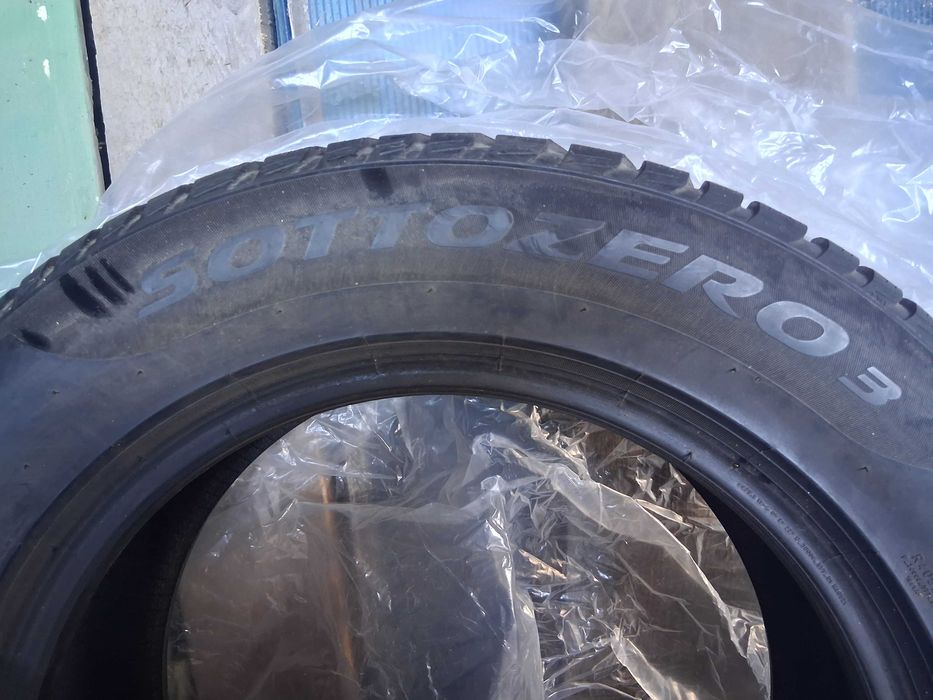 Продавам Зимни гуми Pirelli  225/60/17