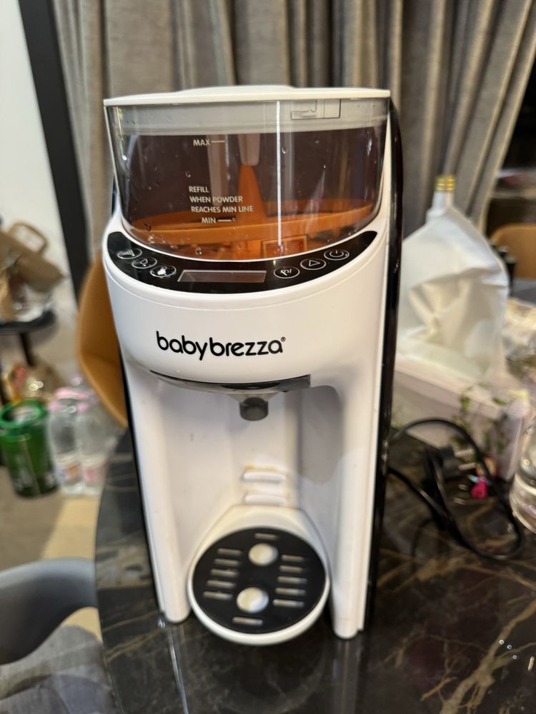 Машина за мляко Baby Brezza