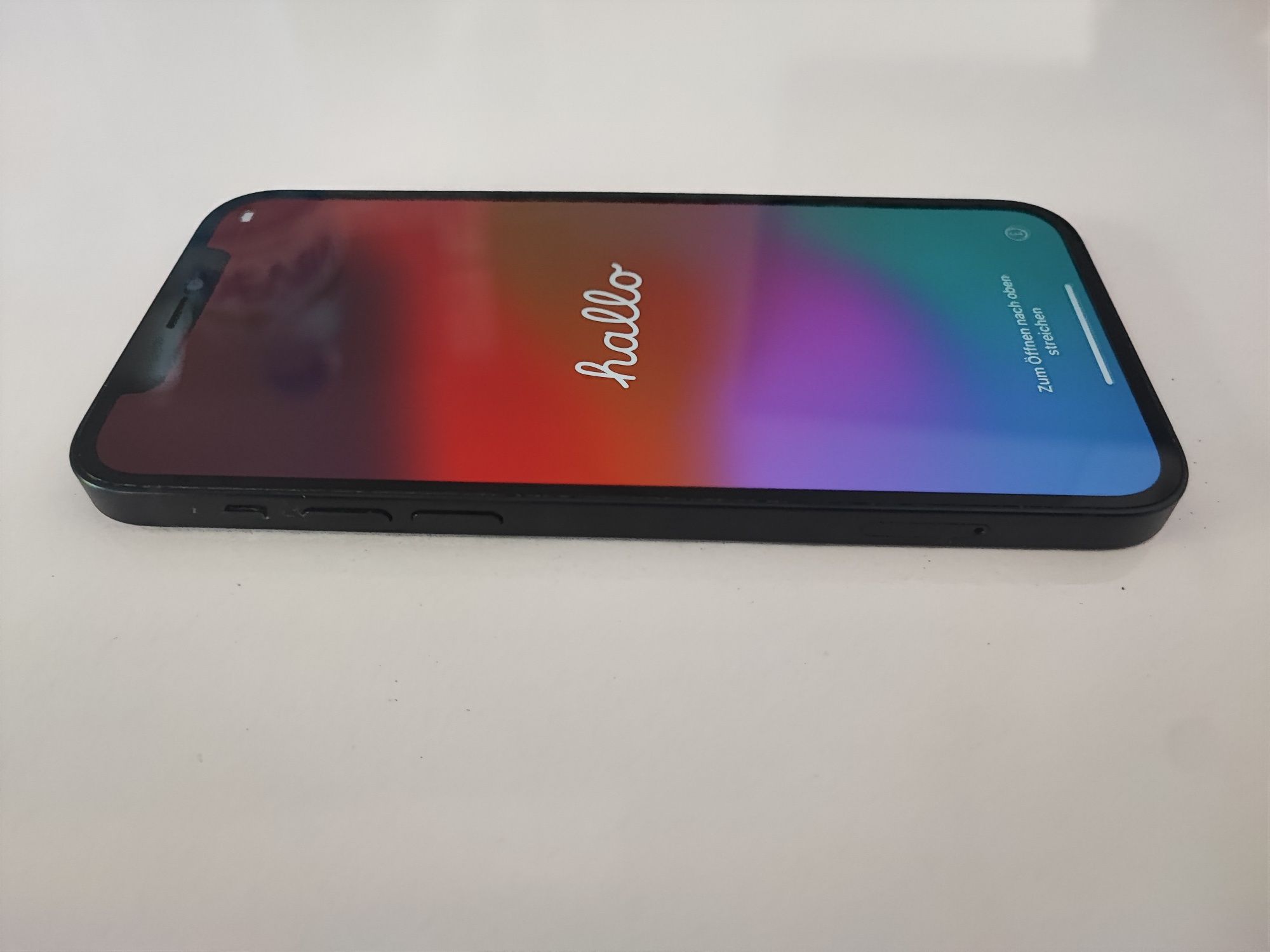 iPhone 12 64 GB черен
