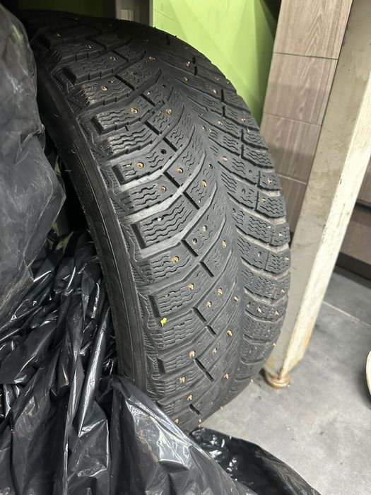 Michelin 245/45/19 зимняя резина