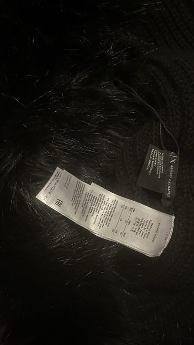 Пончо с косъм Armani ново