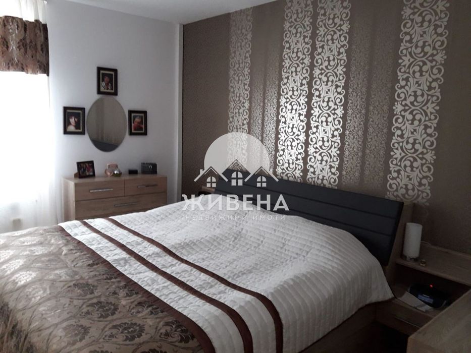 Едноетажна обзаведена къща с басейн, с.Соколово