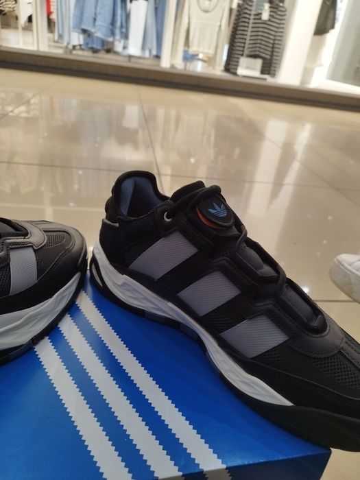 Обувки Adidas nateball чисто нови