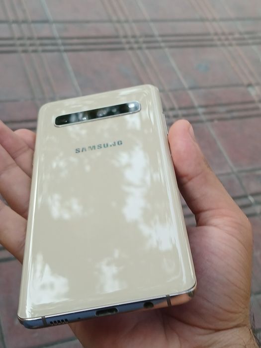 Samsung S10 Plus + 5G Radnoy ekran