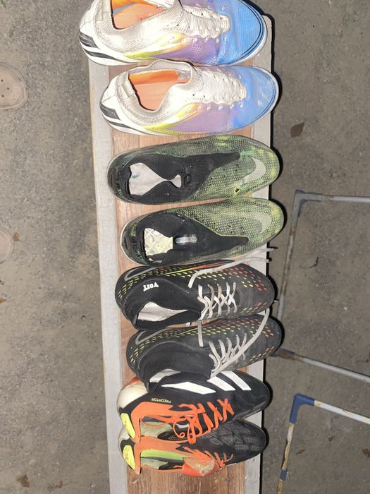 Бутсы предатор и адидас найк