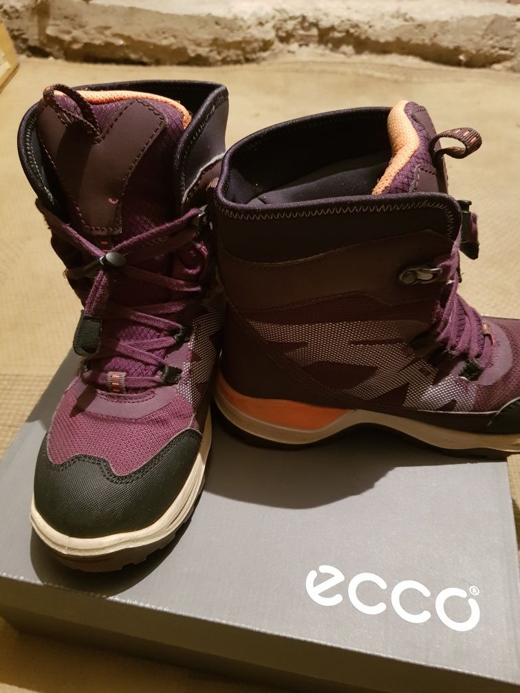 Ботинки Ecco 35 размер