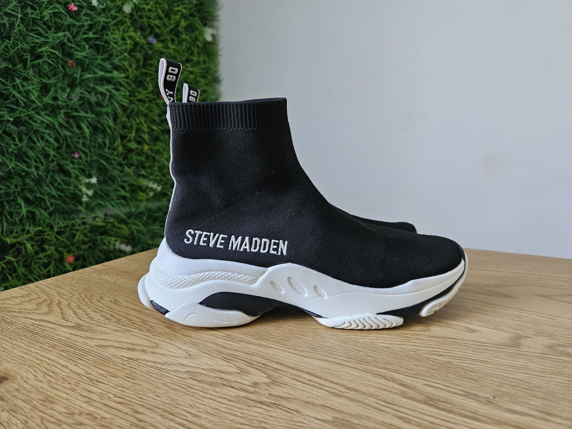 Steve Madden - 39 номер сникърси