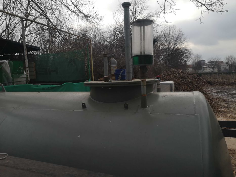 Bazin, rezervor metalic 10.000LITRI, arzator RIELLO 395kw, ulei.