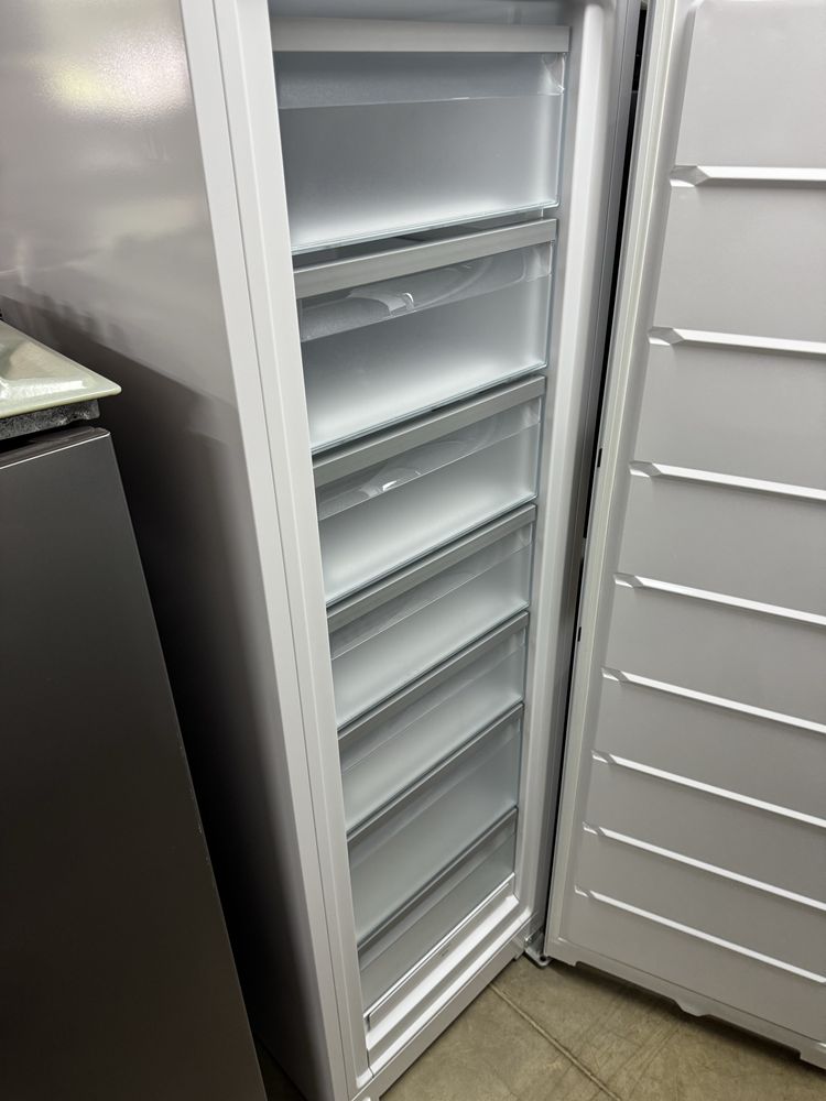 Фризер Miele FN 4372 D WS  A+++ НОВ /Мостра/ Germany ГАРАНЦИЯ