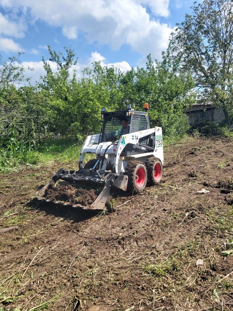 Miniexcavator/Bobcat/Macara/Basculanta de închiriat/Transport Utilaje