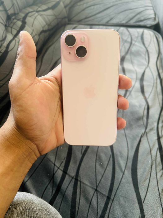 iPhone 15 128GB Rose