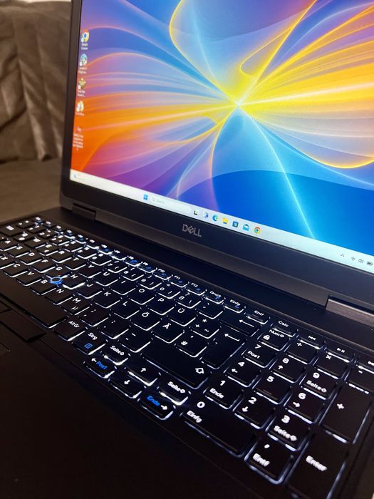 Dell Latitude GAMING Laptop  de Înaltă Performanță, Intel i7