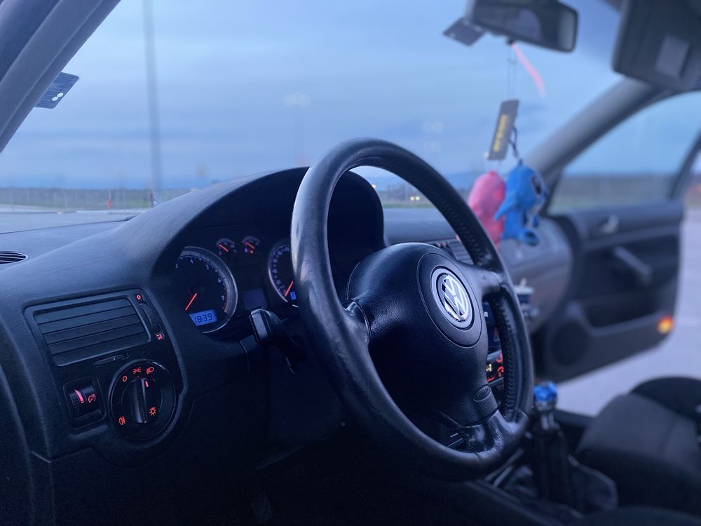 Golf 4 1.8T 2000г.