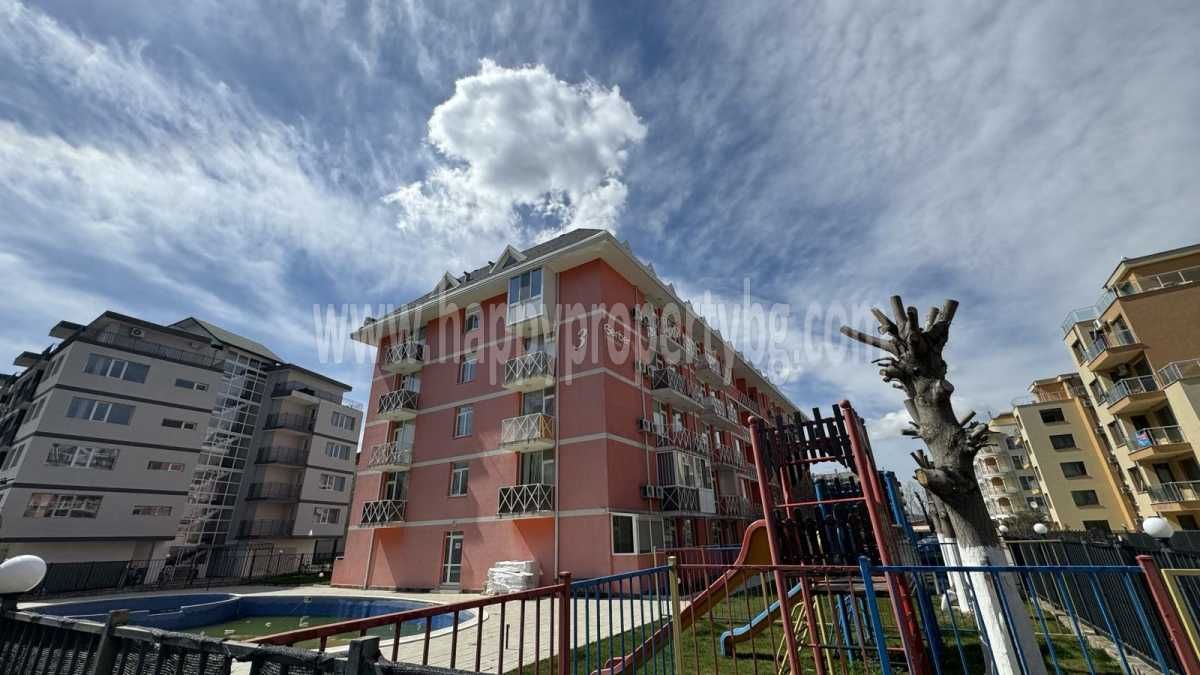 Продава се Двустаен апартамент в к.к. Слънчев бряг - 40 кв.м за 1225 €/кв.м - Снимка #15