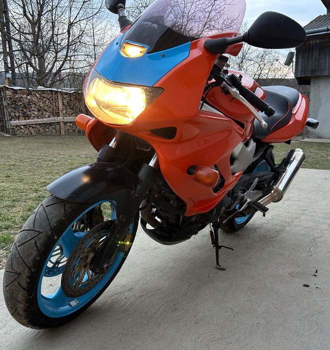 Honda vtr firestorm 1998