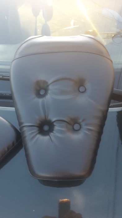 Execut tapiterii auto