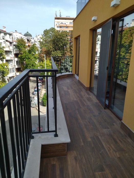 Дава се под наем Тристаен апартамент в Пловдив, Мараша - 100 кв.м за 400 € - Снимка #8