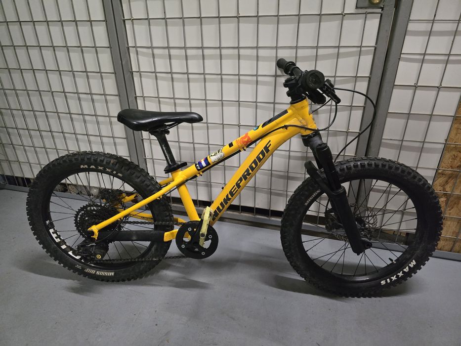 Bicicleta de copii cu roti de 20' Nukeproof Cub Scout