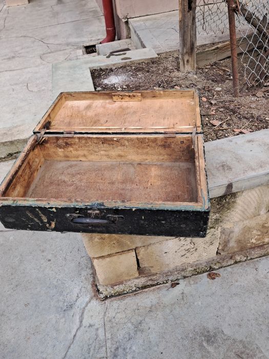 Valiză din lemn pentru armată