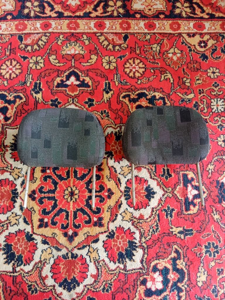Подголовник Дамас