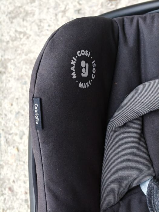 Детско столче за кола Maxi Cosi с база