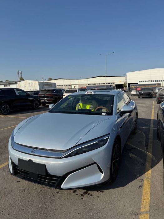 BYD Han L 701 km наличие