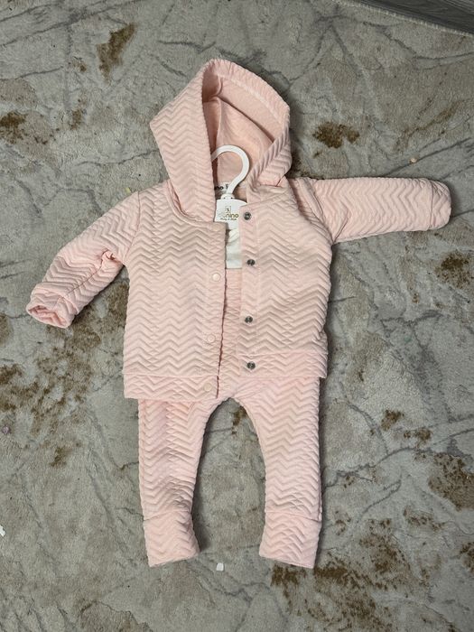 Детские вещи на 6 месяцев