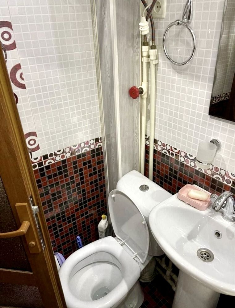 Гагарина.Сдаётся Одна комнатная Люкс.Азиз Базар