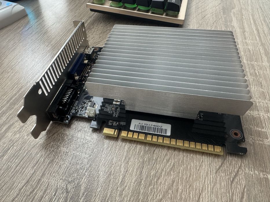 Видеокарта Nvidia GT 730 4GB