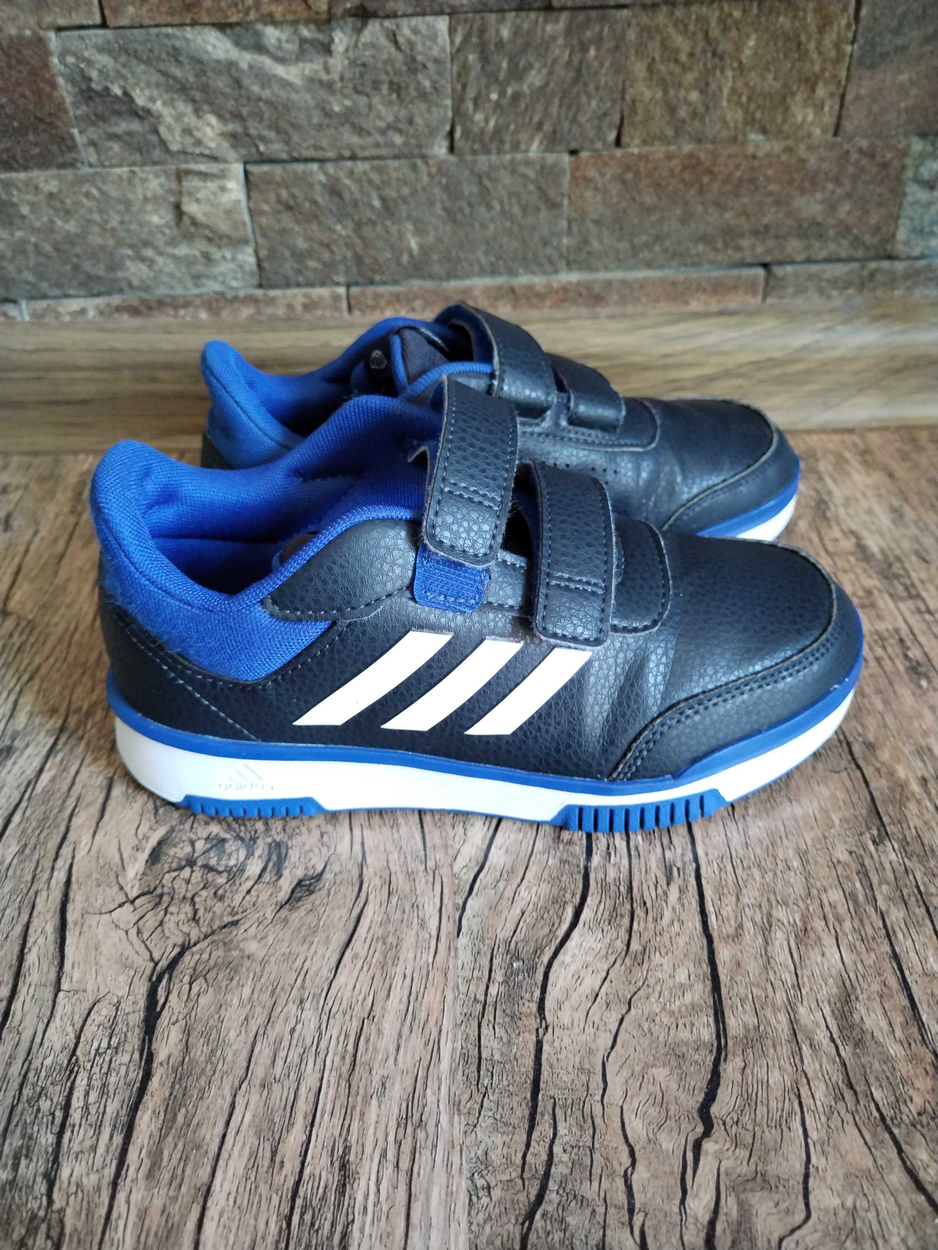 Adidas  маратонки