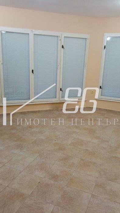 Дава се под наем Офис в Варна, Младост 1 - 30 кв.м за 255 € - Снимка #2